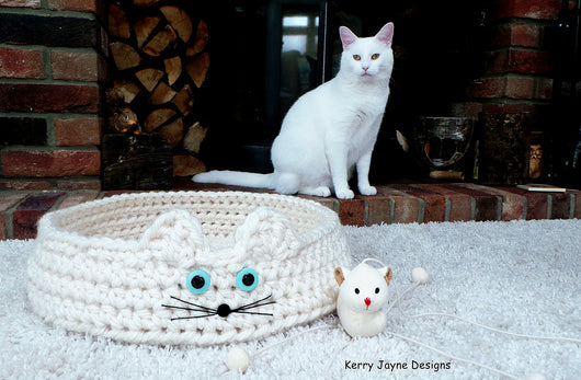 Cat bed crochet