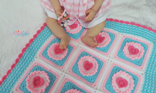 Cupcake Heart blanket UK